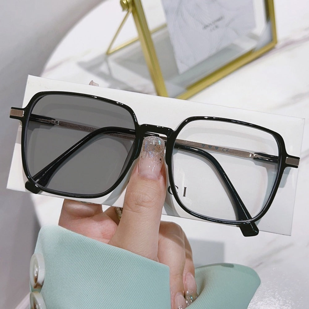Unisex Metal Color Changing Anti Radiation Fashion Glasses